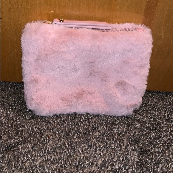 Forever 21 Handbags - Pink fur zip Coin pouch bag Forever 21 Handbags - Pink fur zip Coin pouch bag